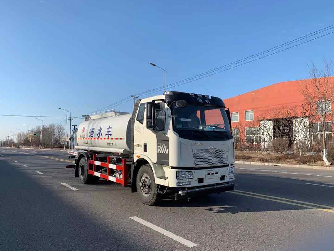 营得利牌DLV5180GSSCA1洒水车