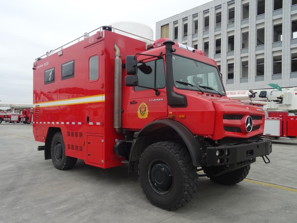 川消牌SXF5091TXFTZ4000通信指挥消防车