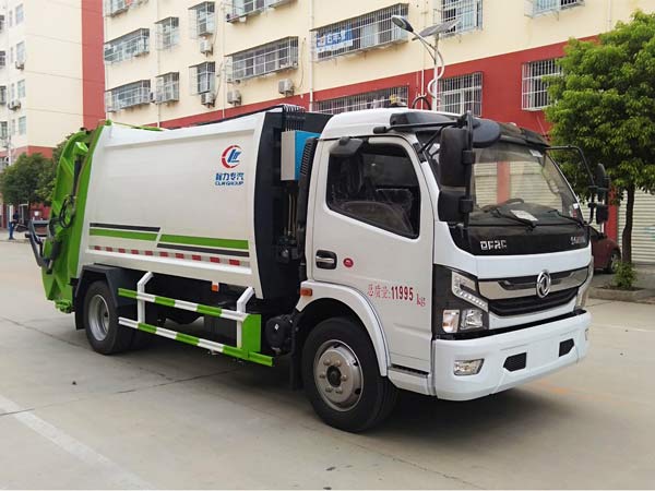 程力威牌CLW5121ZYS6压缩式垃圾车