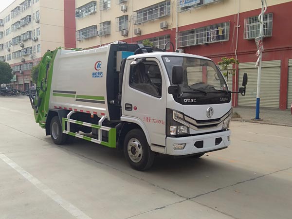 程力威牌CLW5071ZYS6压缩式垃圾车