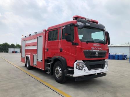 博利牌BLT5190GXFPM80/Z6泡沫消防车